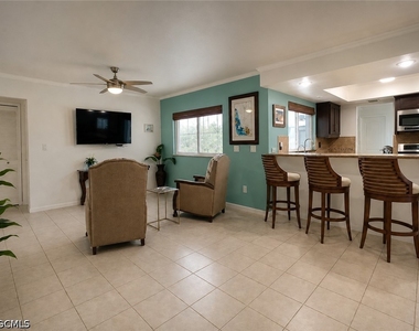 1709 Se 44th Street - Photo Thumbnail 11
