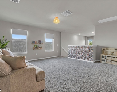 17890 Saddle Road - Photo Thumbnail 29