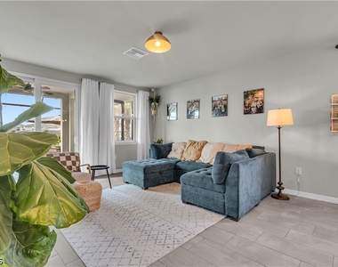 17890 Saddle Road - Photo Thumbnail 18