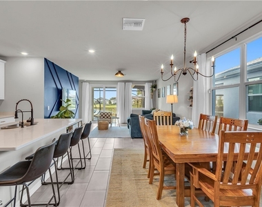 17890 Saddle Road - Photo Thumbnail 10