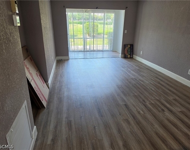 16251 Dublin Circle - Photo Thumbnail 5