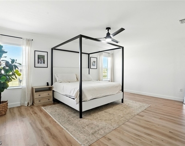 17765 Paradiso Way - Photo Thumbnail 17
