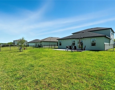 17765 Paradiso Way - Photo Thumbnail 35
