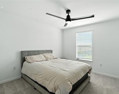 17765 Paradiso Way - Photo Thumbnail 30