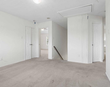 10418 Iris Lake Court - Photo Thumbnail 13