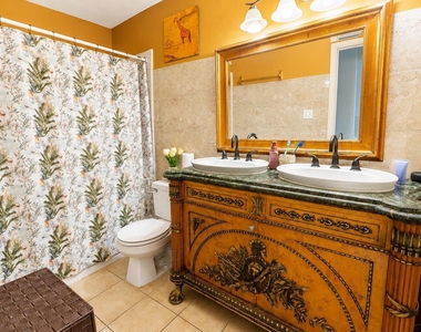 210 Windrift Court - Photo Thumbnail 34