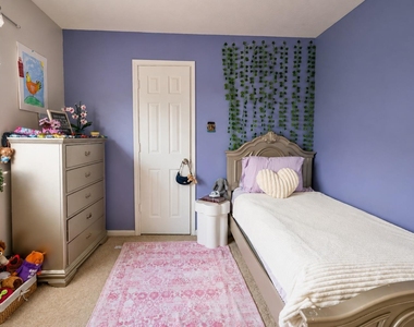 210 Windrift Court - Photo Thumbnail 38