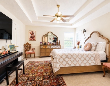 210 Windrift Court - Photo Thumbnail 26
