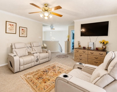 210 Windrift Court - Photo Thumbnail 24