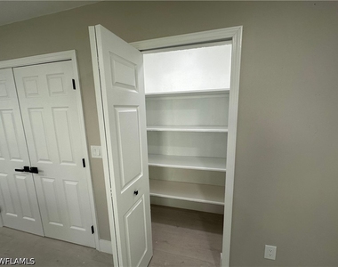 9155 Seville Road - Photo Thumbnail 8