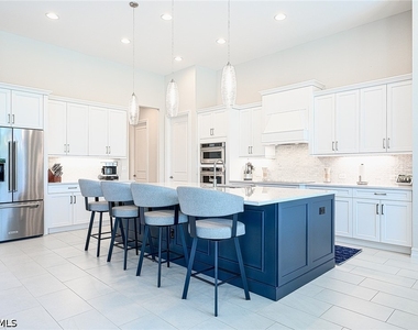 14232 Laguna Springs Lane - Photo Thumbnail 4