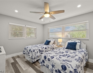 248 Bay Meadows Drive - Photo Thumbnail 17