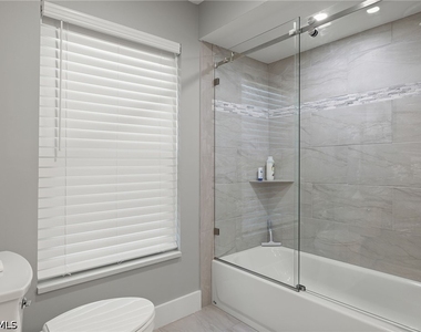 248 Bay Meadows Drive - Photo Thumbnail 19