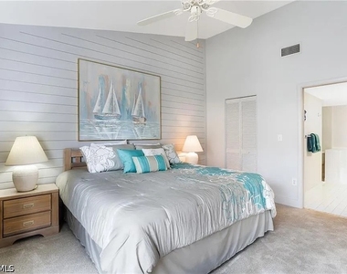 5635 Turtle Bay Drive - Photo Thumbnail 11