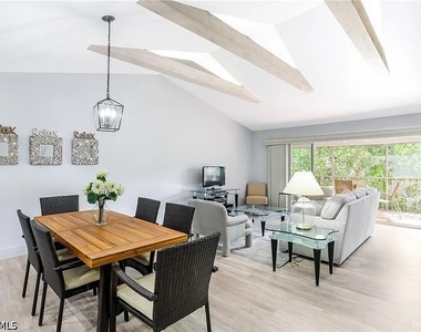 5635 Turtle Bay Drive - Photo Thumbnail 4