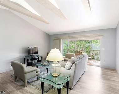 5635 Turtle Bay Drive - Photo Thumbnail 3