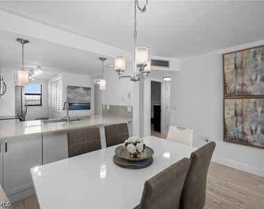 6400 Estero Boulevard - Photo Thumbnail 9