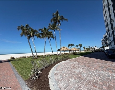 6400 Estero Boulevard - Photo Thumbnail 24