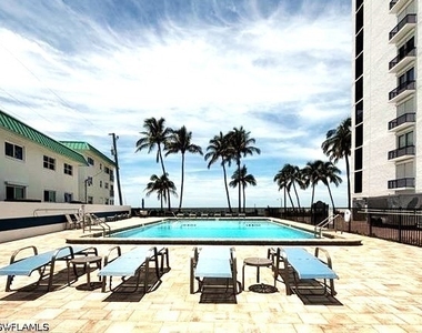 6400 Estero Boulevard - Photo Thumbnail 22