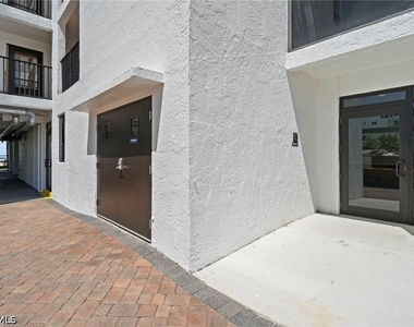 6400 Estero Boulevard - Photo Thumbnail 32