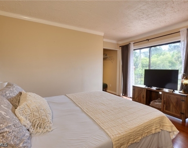 1724 Park Meadows Drive - Photo Thumbnail 13