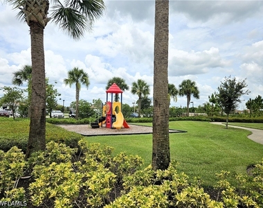 5253 Messina Street - Photo Thumbnail 32