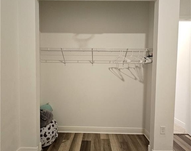 5253 Messina Street - Photo Thumbnail 16