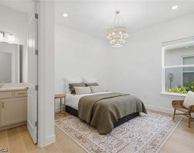 15755 Modena Street - Photo Thumbnail 18