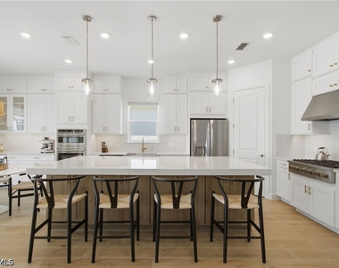 15755 Modena Street - Photo Thumbnail 2