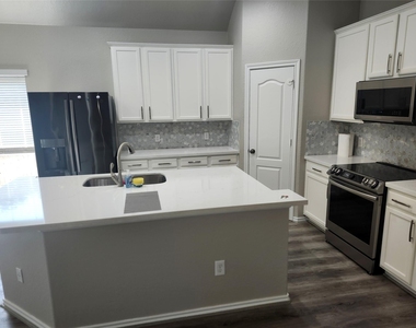 28510 Rustic Pines Court - Photo Thumbnail 19
