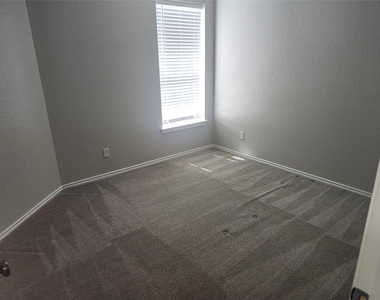 28510 Rustic Pines Court - Photo Thumbnail 15