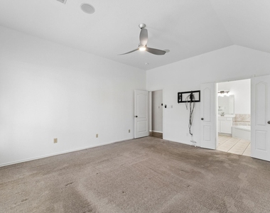 28510 Rustic Pines Court - Photo Thumbnail 10