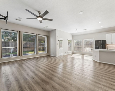 28510 Rustic Pines Court - Photo Thumbnail 16