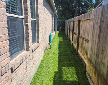 28510 Rustic Pines Court - Photo Thumbnail 27
