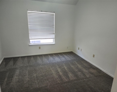 28510 Rustic Pines Court - Photo Thumbnail 13