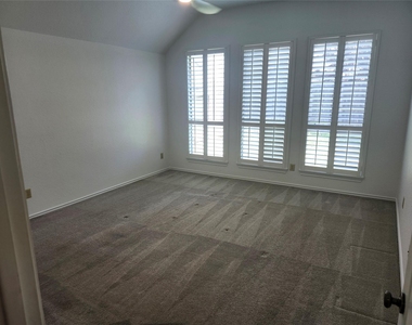 28510 Rustic Pines Court - Photo Thumbnail 3