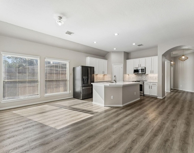 28510 Rustic Pines Court - Photo Thumbnail 5
