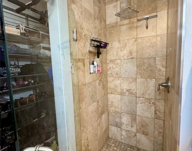 612 E 29th Street - Photo Thumbnail 11