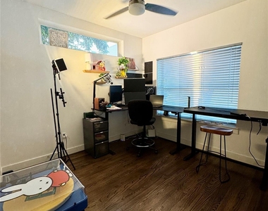 612 E 29th Street - Photo Thumbnail 12
