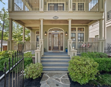 501 Columbia Street - Photo Thumbnail 2