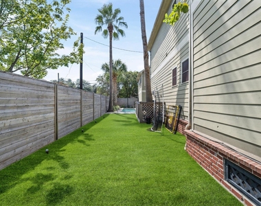 501 Columbia Street - Photo Thumbnail 28