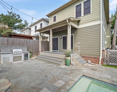 501 Columbia Street - Photo Thumbnail 33