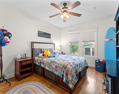 501 Columbia Street - Photo Thumbnail 18