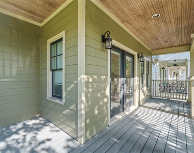 501 Columbia Street - Photo Thumbnail 12