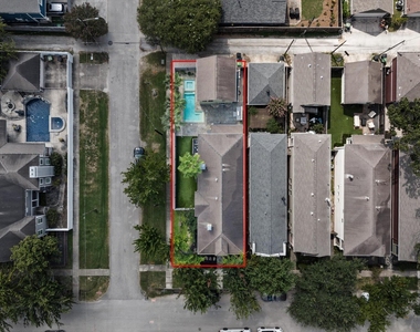 501 Columbia Street - Photo Thumbnail 40