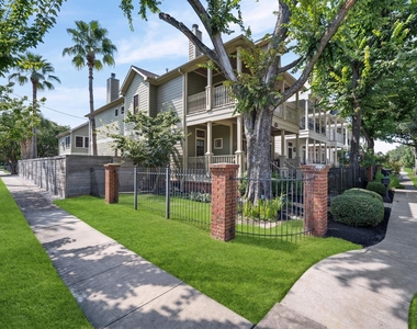 501 Columbia Street - Photo Thumbnail 39