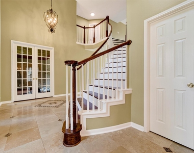 2706 Blue Wind Court - Photo Thumbnail 9