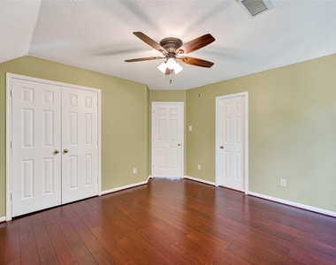 2706 Blue Wind Court - Photo Thumbnail 35