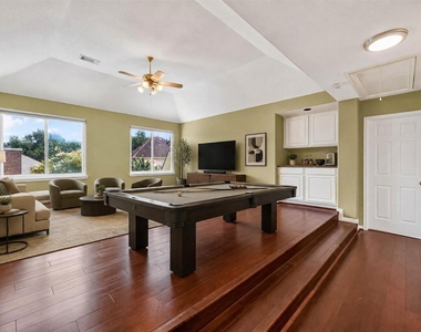 2706 Blue Wind Court - Photo Thumbnail 32