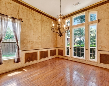 2706 Blue Wind Court - Photo Thumbnail 10